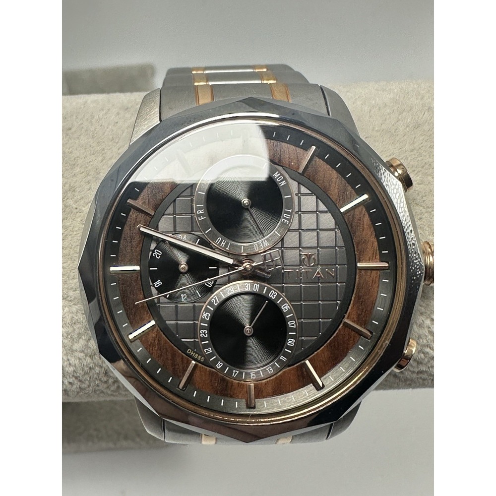 Titan Grandmaster 1789KCA31 New Battery Mens Chronograph‎ Watch 43MM 7.5" R67